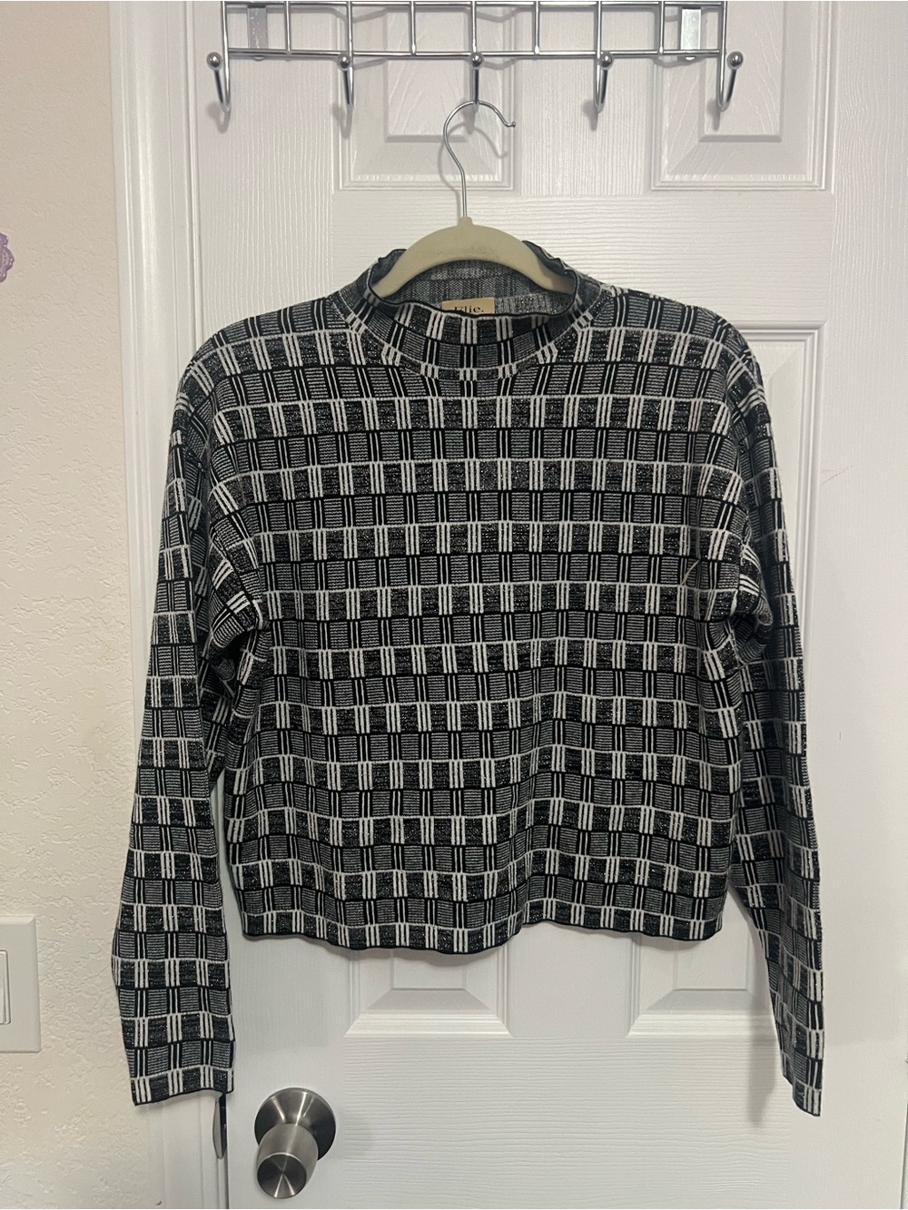 NWOT Ellie Tahari Knit Sweater